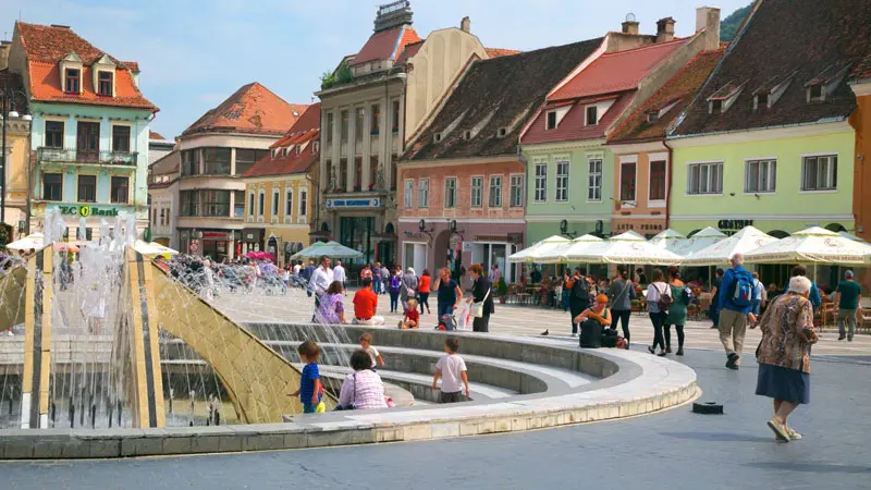Du lịch Brasov, kh&aacute;m ph&aacute; vẻ đẹp cổ k&iacute;nh của v&ugrave;ng Transylvania 8