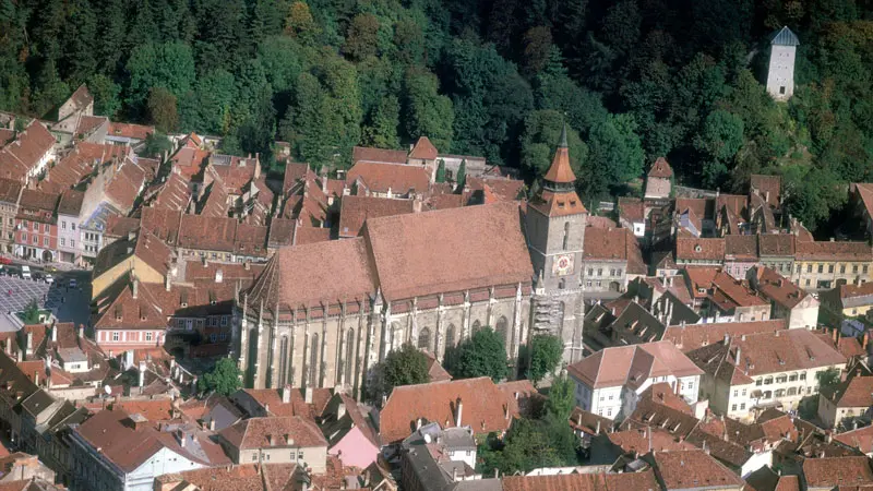 Du lịch Brasov, kh&aacute;m ph&aacute; vẻ đẹp cổ k&iacute;nh của v&ugrave;ng Transylvania 2