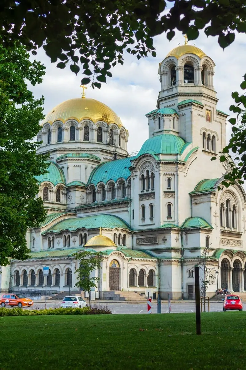 Du lịch Bulgaria, t&igrave;m về bức tranh một tho&aacute;ng hồng hoa 14