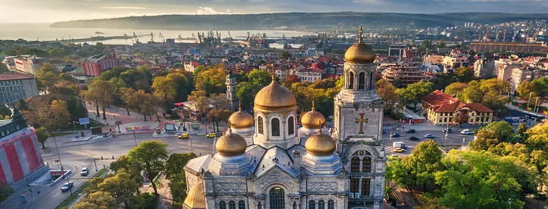 Du lịch Bulgaria, t&igrave;m về bức tranh một tho&aacute;ng hồng hoa 9