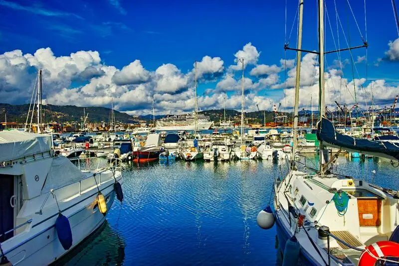 Du lịch La Spezia, kh&aacute;m ph&aacute; vi&ecirc;n ngọc ven biển nước &Yacute; 10