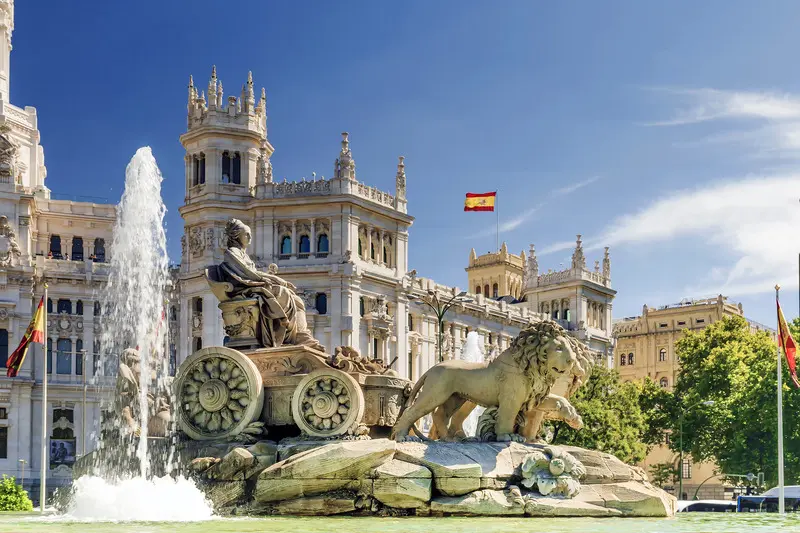 Du lịch Madrid, T&acirc;y Ban Nha: Tr&aacute;i tim của lịch sử v&agrave; nghệ thuật 4