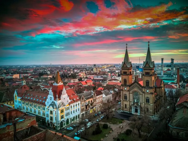Du lịch Romania sống lại lịch sử văn h&oacute;a ch&acirc;u &Acirc;u 2