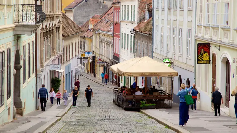 Du lịch Zagreb kh&aacute;m ph&aacute; tr&aacute;i tim cổ k&iacute;nh của Croatia 5
