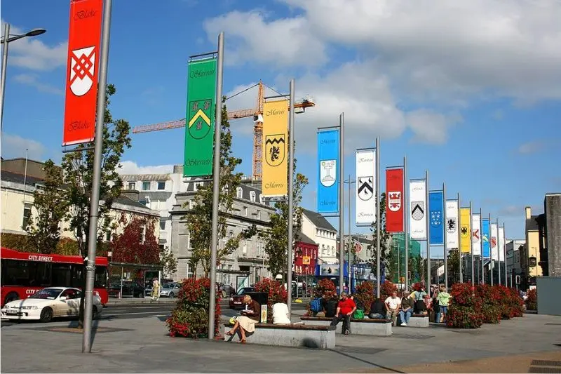 Galway mảnh gh&eacute;p văn h&oacute;a độc đ&aacute;o b&ecirc;n bờ biển ph&iacute;a t&acirc;y Ireland 3