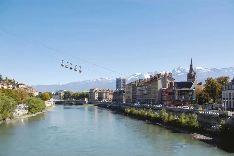 Grenoble: Miền đất hứa xinh đẹp của v&ugrave;ng Alps nước Ph&aacute;p 4
