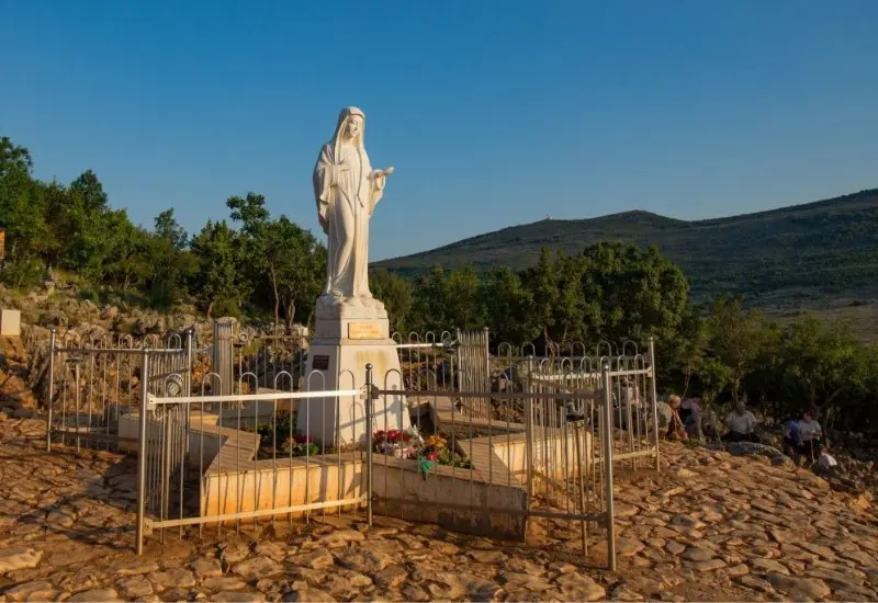 H&agrave;nh hương Medjugorje: Trải nghiệm độc đ&aacute;o kh&ocirc;ng n&ecirc;n bỏ lỡ 9