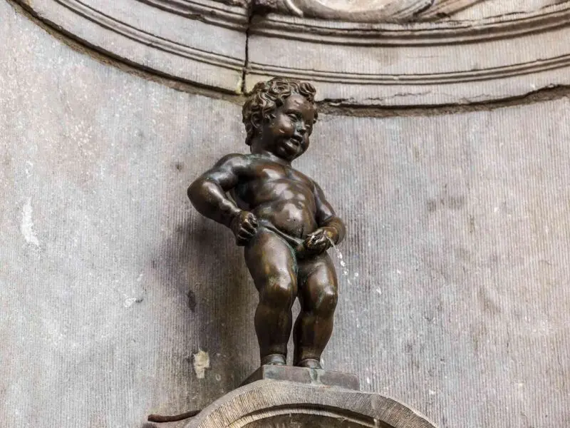 H&agrave;nh tr&igrave;nh kh&aacute;m ph&aacute; Brussels, th&agrave;nh phố cổ k&iacute;nh của Bỉ 12