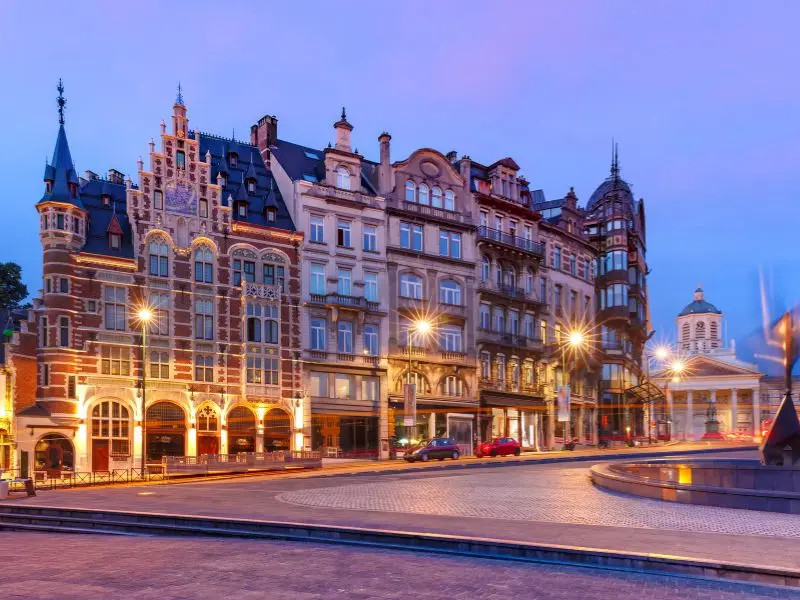 H&agrave;nh tr&igrave;nh kh&aacute;m ph&aacute; Brussels, th&agrave;nh phố cổ k&iacute;nh của Bỉ 13