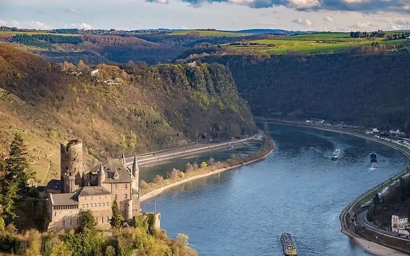 H&agrave;nh tr&igrave;nh kh&aacute;m ph&aacute; d&ograve;ng s&ocirc;ng Rhine l&atilde;ng mạn của ch&acirc;u &Acirc;u 2