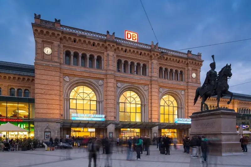 Hannover, Đức: Miền đất xanh b&igrave;nh y&ecirc;n xinh đẹp bị l&atilde;ng qu&ecirc;n 4