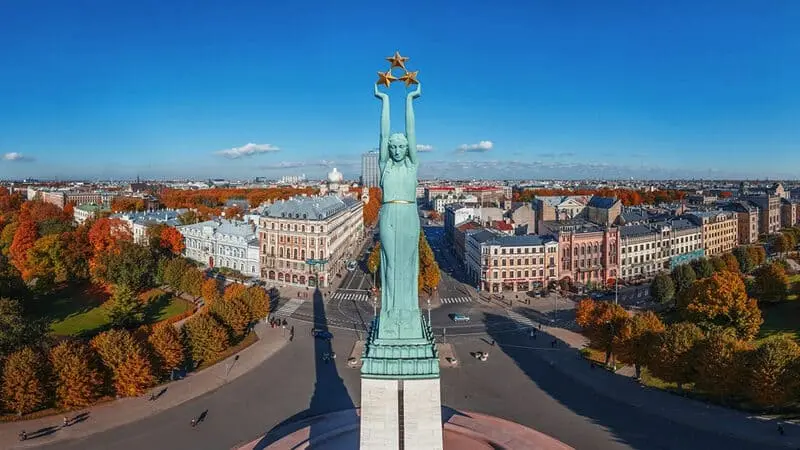 Kh&aacute;m ph&aacute; du lịch Latvia, t&igrave;m về tr&aacute;i tim của v&ugrave;ng Baltic 6