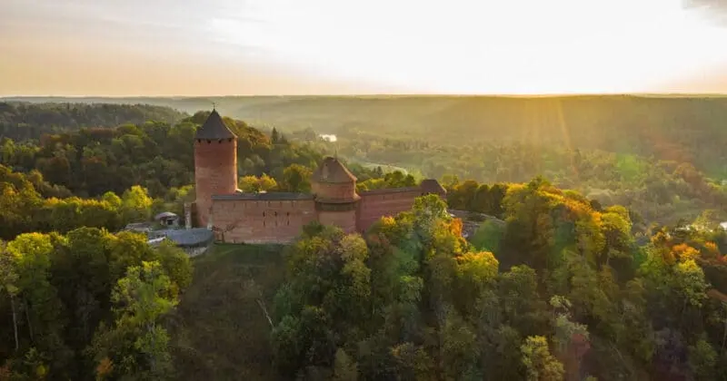 Kh&aacute;m ph&aacute; du lịch Latvia, t&igrave;m về tr&aacute;i tim của v&ugrave;ng Baltic 7