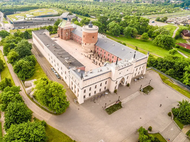 Kh&aacute;m ph&aacute; Lublin: Th&agrave;nh phố lịch sử v&agrave; văn h&oacute;a miền Đ&ocirc;ng Ba Lan 3