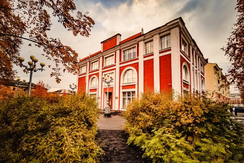 Kh&aacute;m ph&aacute; Murmansk, địa điểm ngắm cực quang đẹp nhất của Nga 11