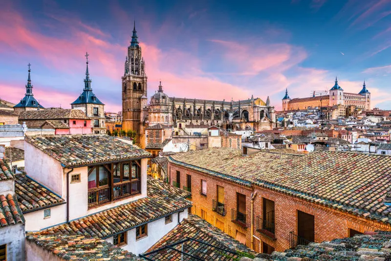 Kh&aacute;m ph&aacute; phố cổ Toledo xinh đẹp hơn 2000 năm tuổi 11