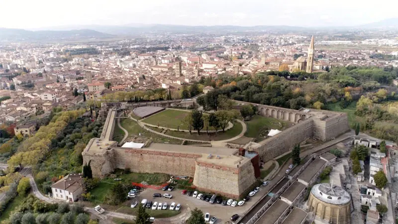 Kh&aacute;m ph&aacute; Siena, vi&ecirc;n ngọc qu&yacute; của Tuscany, &Yacute; 8