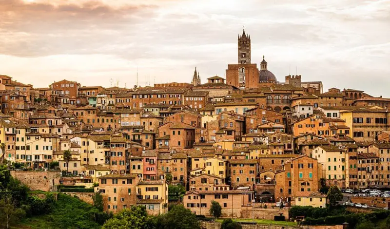Kh&aacute;m ph&aacute; Siena, vi&ecirc;n ngọc qu&yacute; của Tuscany, &Yacute; 4