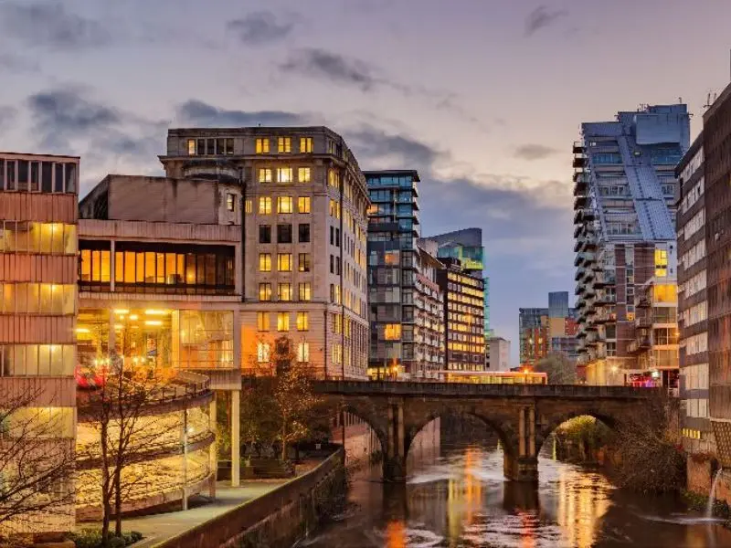 Kh&aacute;m ph&aacute; th&agrave;nh phố Manchester với những địa điểm du lịch nổi tiếng 2