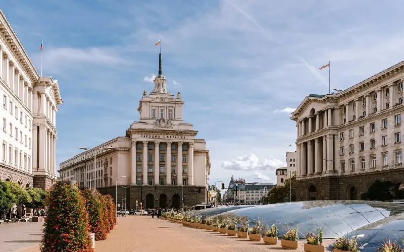 Kh&aacute;m ph&aacute; th&agrave;nh phố Sofia Bulgaria cổ k&iacute;nh ở ch&acirc;u &Acirc;u 11