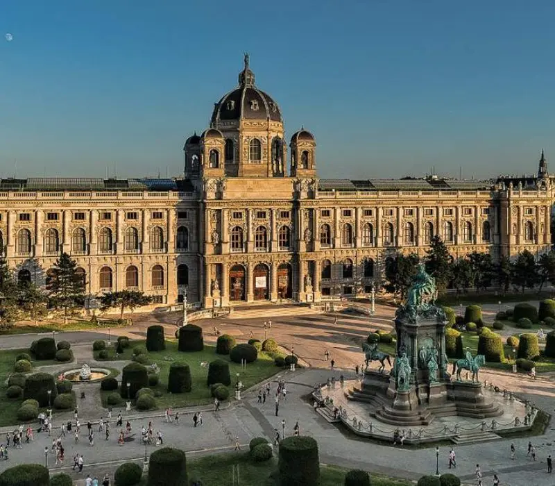 Kh&aacute;m ph&aacute; Vienna, vi&ecirc;n ngọc lịch sử v&agrave; văn h&oacute;a giữa l&ograve;ng Ch&acirc;u &Acirc;u 7