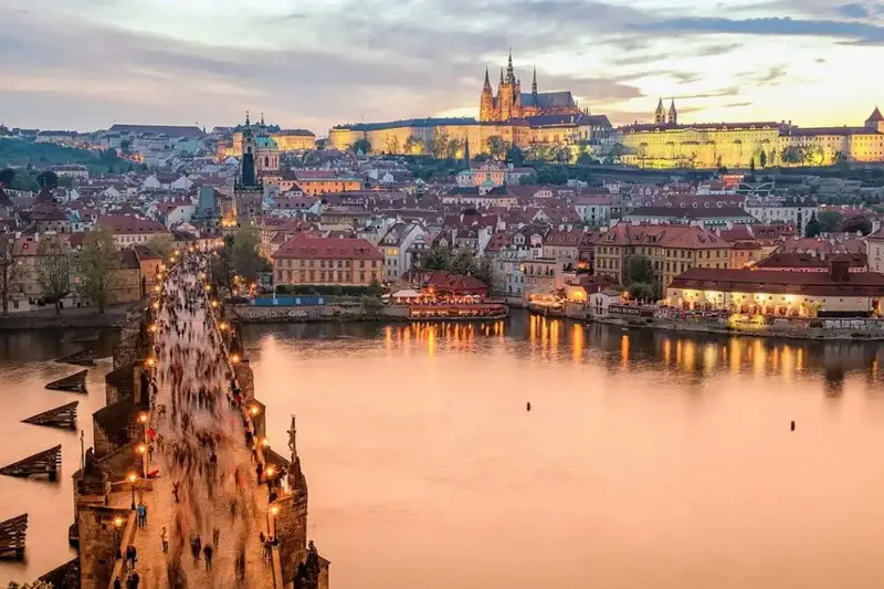 Kinh nghiệm du lịch Praha, vi&ecirc;n kim cương của Ch&acirc;u &Acirc;u 3