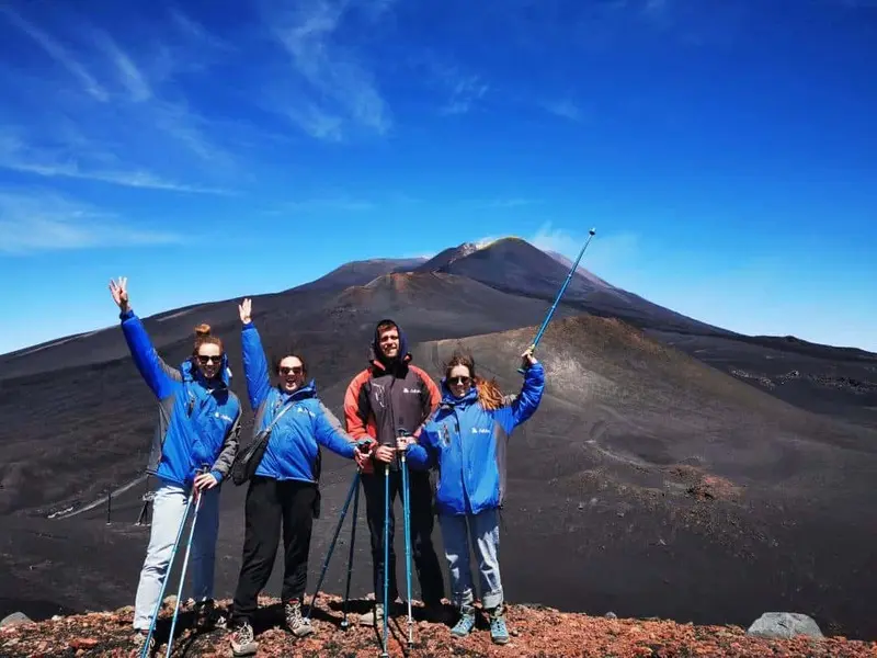Kỳ quan Etna, ngọn n&uacute;i lửa h&ugrave;ng vĩ bờ Đ&ocirc;ng Sicily 6