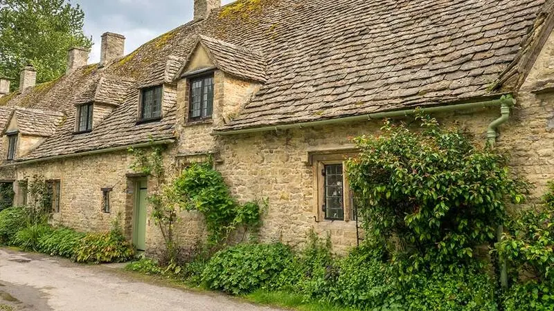Lạc lối tại l&agrave;ng Bibury thơ mộng giữa v&ugrave;ng Cotswolds nước Anh 3