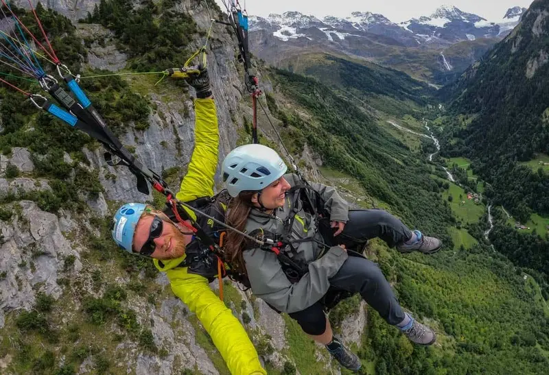 Lauterbrunnen thị trấn cổ tích ẩn sâu trong dãy núi Alps Thụy Sĩ 9