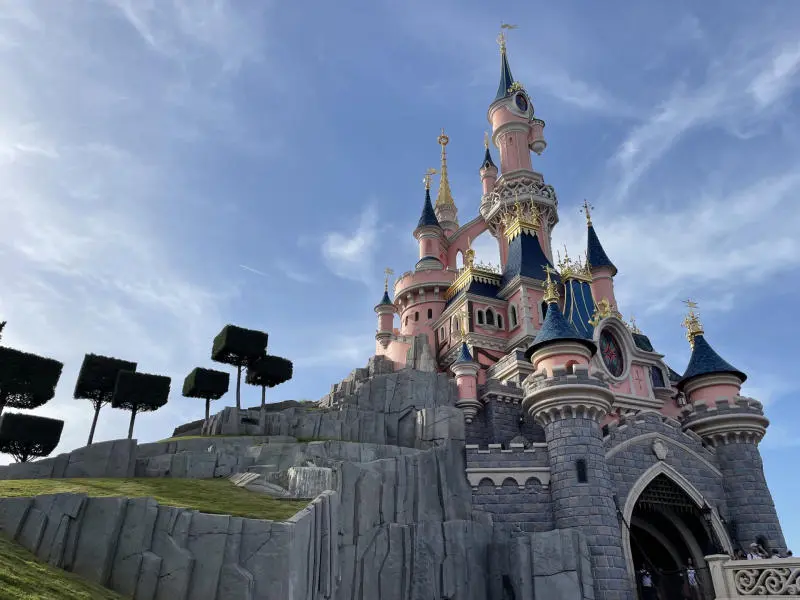 Một ng&agrave;y trải nghiệm tại Disneyland Paris c&oacute; g&igrave; th&uacute; vị 6