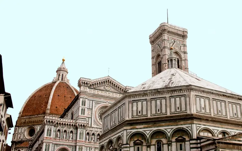 Nh&agrave; thờ Santa Maria del Fiore: Vương cung th&aacute;nh đường tại &Yacute; 3