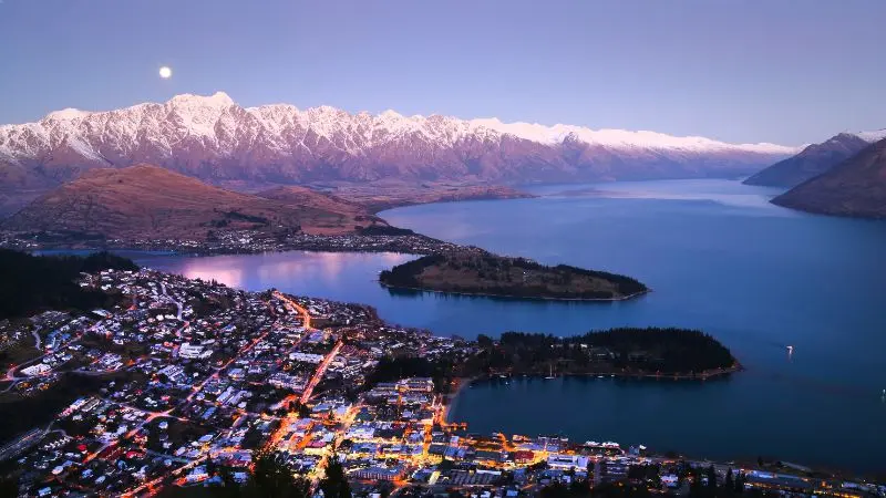 Queenstown th&agrave;nh phố Nữ ho&agrave;ng của xứ New Zealand 2