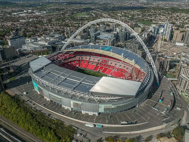 S&acirc;n vận động Wembley: Th&aacute;nh địa của những trận cầu đinh 2
