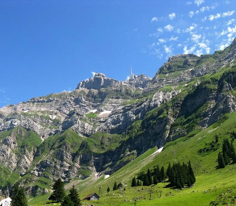 St. Gallen, thị trấn cổ k&iacute;nh với n&eacute;t đẹp b&igrave;nh y&ecirc;n của Thụy Sĩ 9