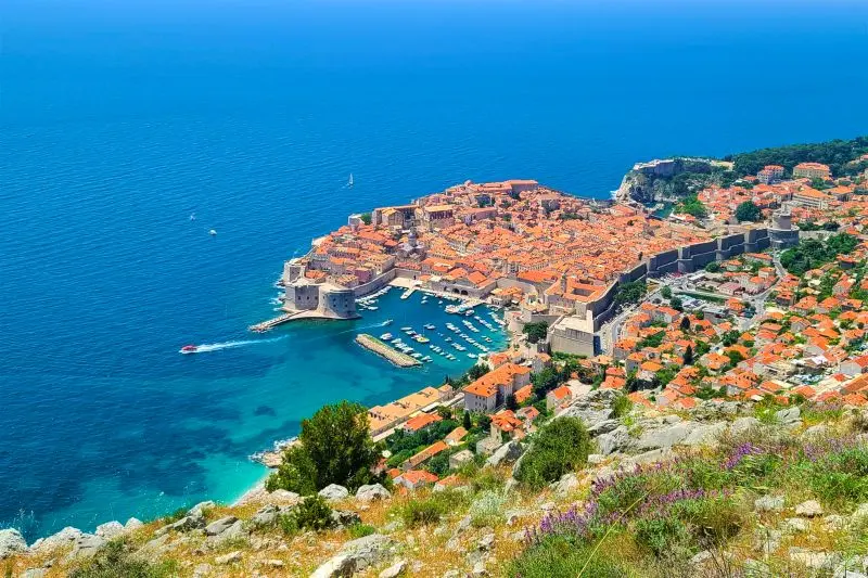 Th&agrave;nh phố cổ Dubrovnik vi&ecirc;n ngọc qu&yacute; của v&ugrave;ng Adriatic 7