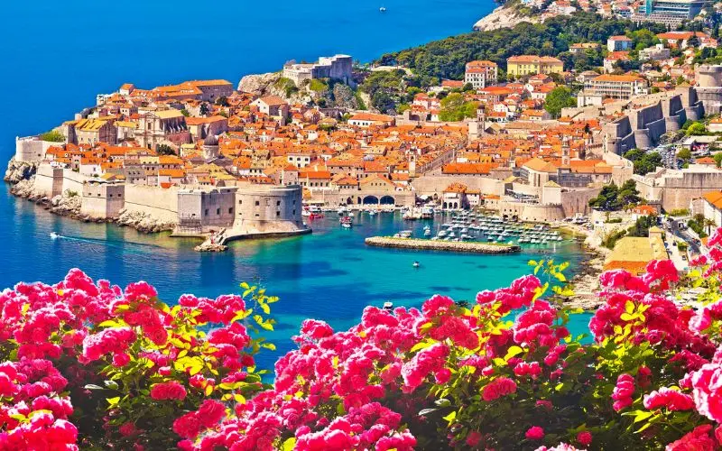 Th&agrave;nh phố cổ Dubrovnik vi&ecirc;n ngọc qu&yacute; của v&ugrave;ng Adriatic 2