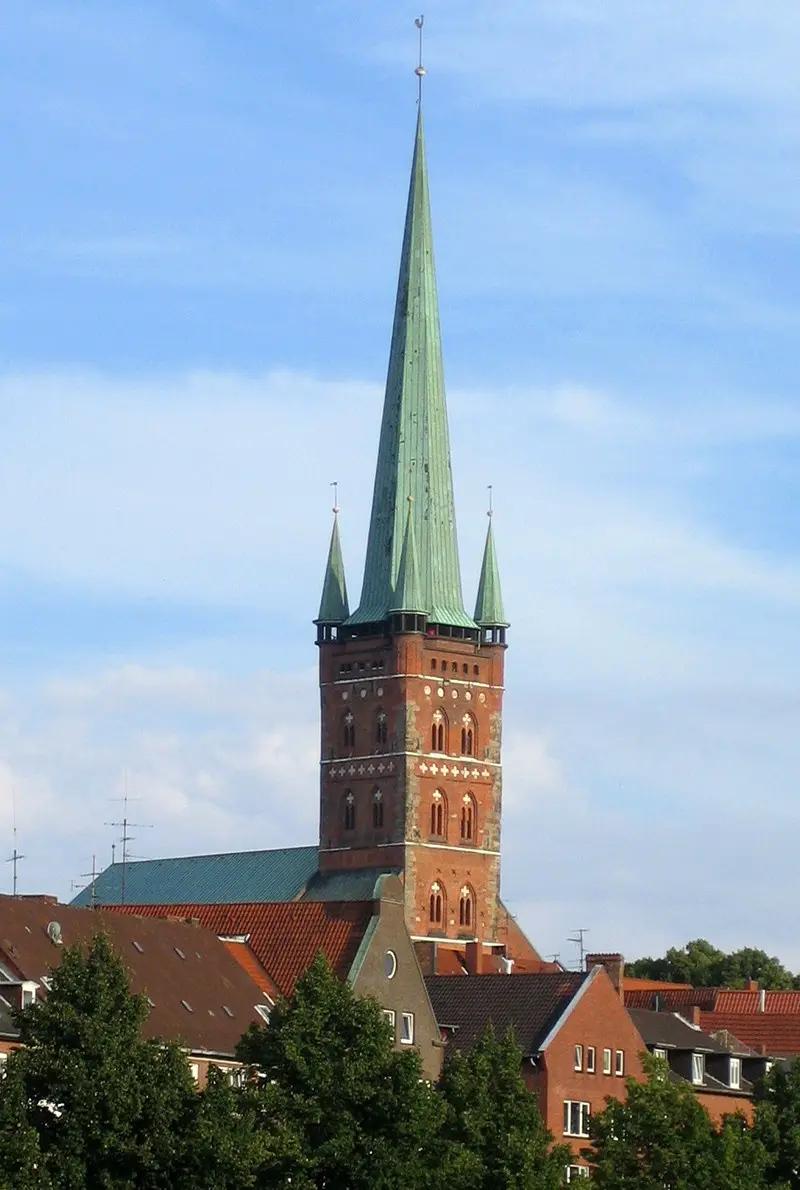 Th&agrave;nh phố L&uuml;beck: Vi&ecirc;n ngọc cổ k&iacute;nh b&ecirc;n bờ biển Baltic 9