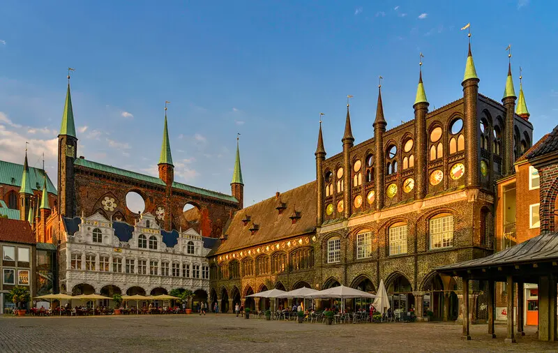 Th&agrave;nh phố L&uuml;beck: Vi&ecirc;n ngọc cổ k&iacute;nh b&ecirc;n bờ biển Baltic 4