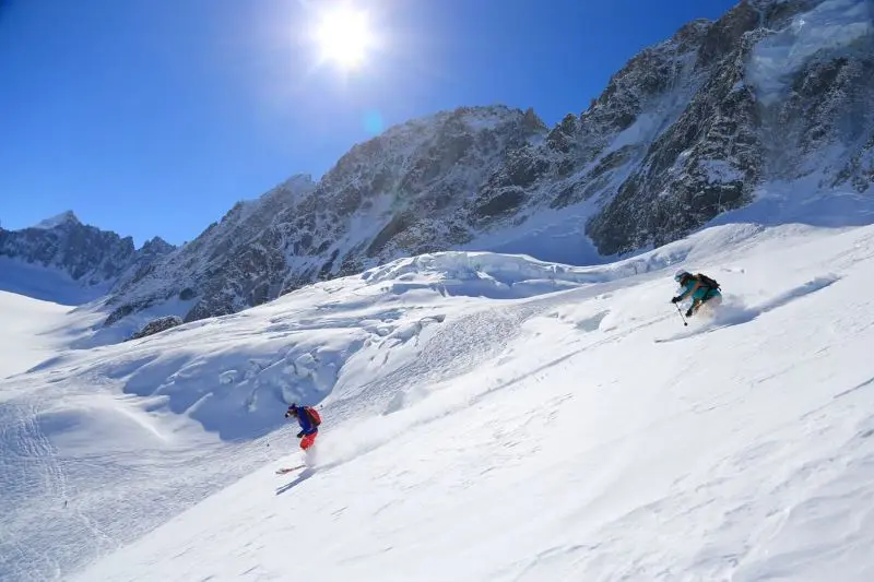 Thị trấn Chamonix, Ph&aacute;p xinh đẹp dưới ch&acirc;n d&atilde;y Alps 9