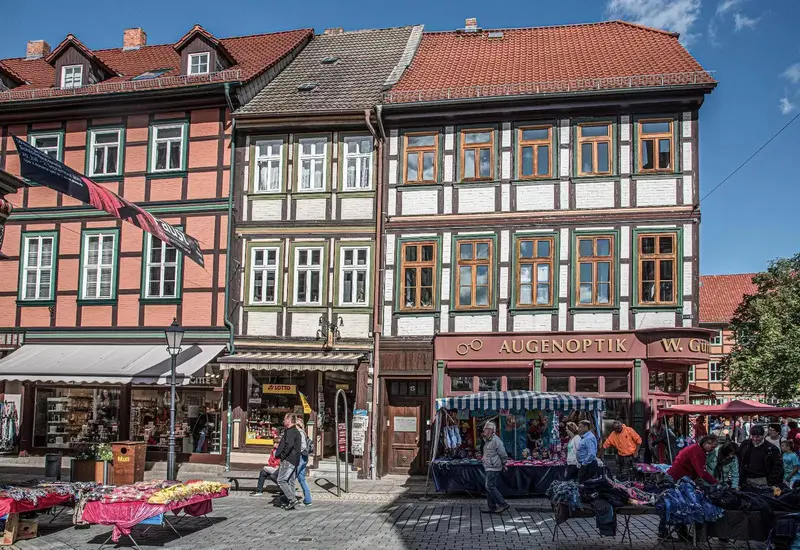 Thị trấn Wernigerode đầy m&agrave;u sắc của d&atilde;y n&uacute;i Harz nước Đức 2