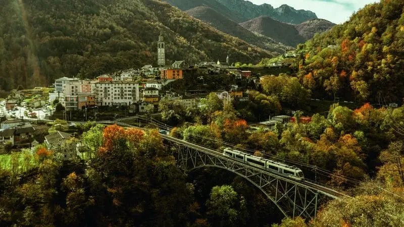 Thưởng ngoạn Lugano, nơi giao h&ograve;a giữa thi&ecirc;n nhi&ecirc;n v&agrave; con người Thụy Sĩ 7