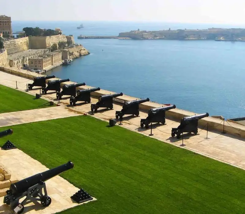 Valletta, h&agrave;nh tr&igrave;nh kh&aacute;m ph&aacute; th&agrave;nh phố nhỏ nhất ch&acirc;u &Acirc;u 7