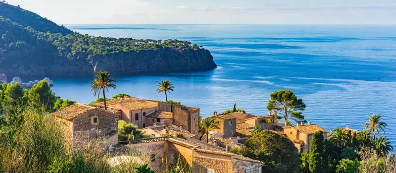 Về miền biển xanh Majorca kh&aacute;m ph&aacute; sắc m&agrave;u Địa Trung Hải 7