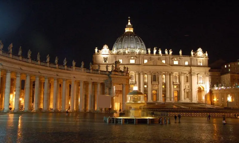 Vương cung Th&aacute;nh đường Th&aacute;nh Ph&ecirc;r&ocirc; lộng lẫy tại Vatican 9