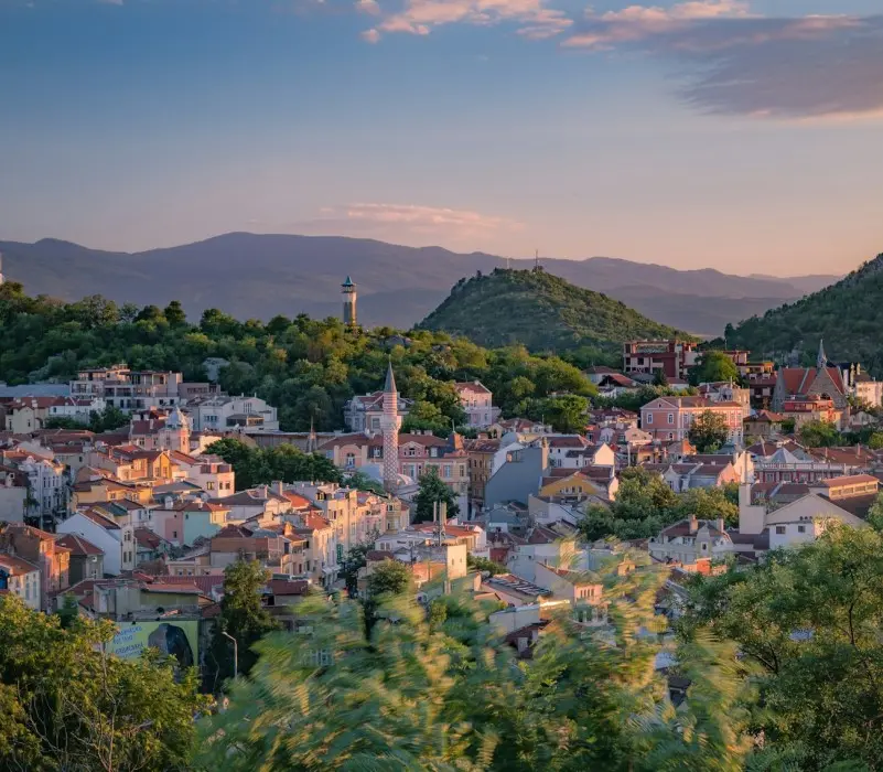 Du lịch Bulgaria, tìm về bức tranh một thoáng hồng hoa