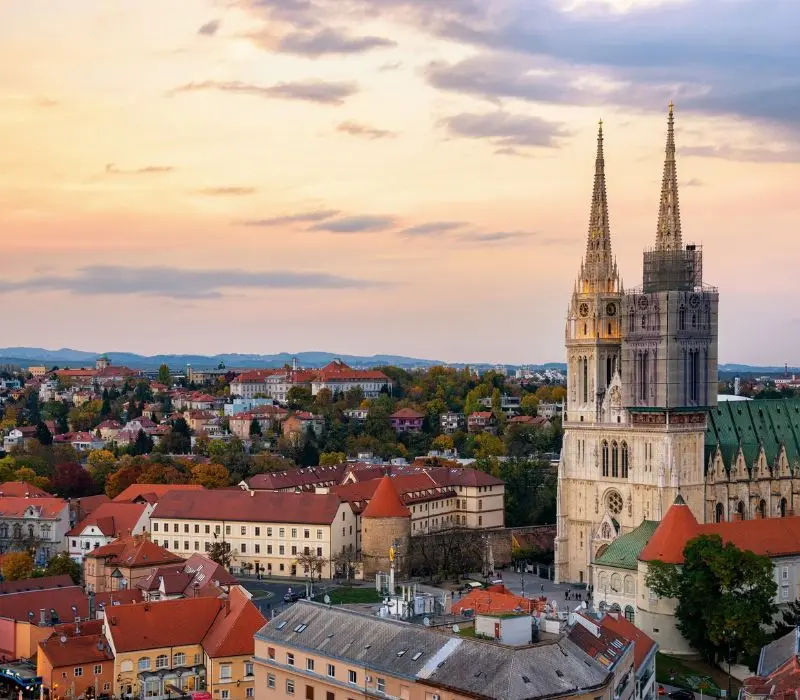 Du lịch Zagreb khám phá trái tim cổ kính của Croatia