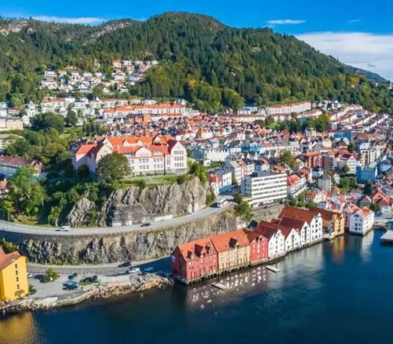 Phố cảng Bergen với kiến trúc Bắc Âu và thiên nhiên tươi đẹp