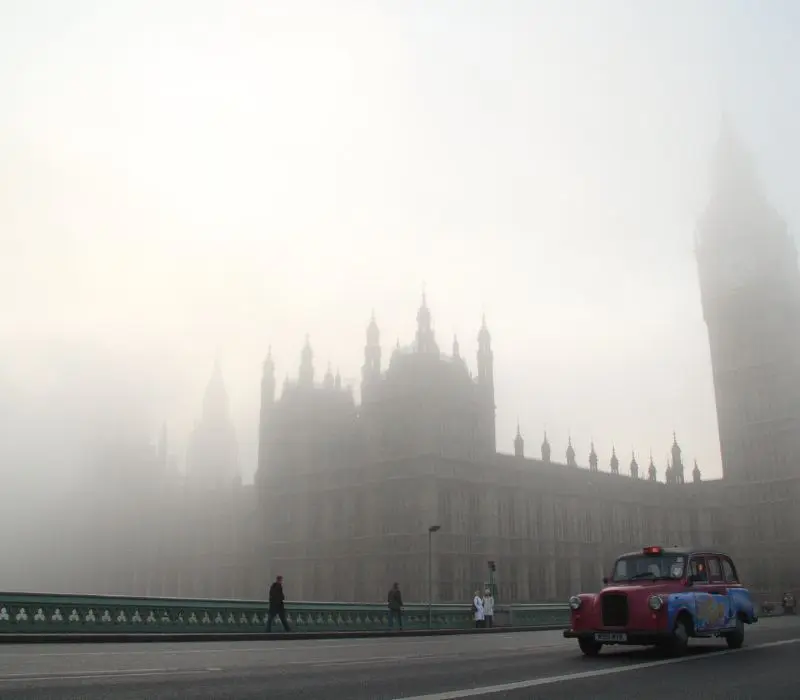 Xứ sở sương mù London mang dấu ấn Anh quốc riêng biệt