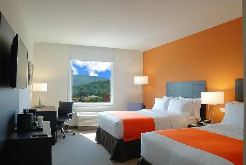 Chi&ecirc;m ngưỡng Honduras vi&ecirc;n ngọc b&iacute;ch th&ocirc; của Trung Mỹ 15