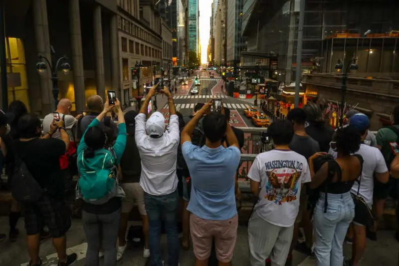 Chi&ecirc;m ngưỡng sự kiện ho&agrave;ng h&ocirc;n Manhattanhenge đẹp tuyệt sắc 5